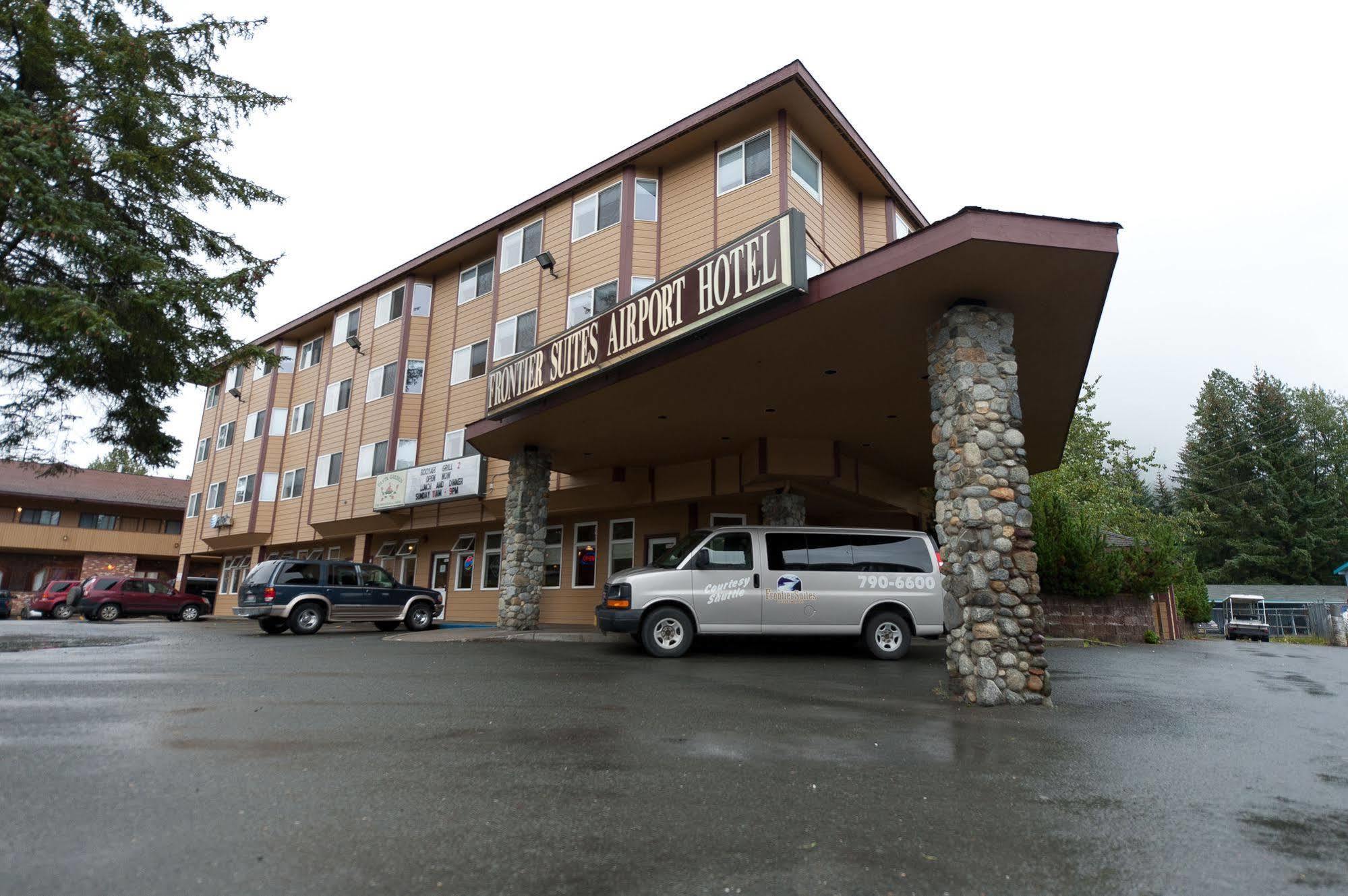 Frontier Suites Hotel In ジュノー エクステリア 写真